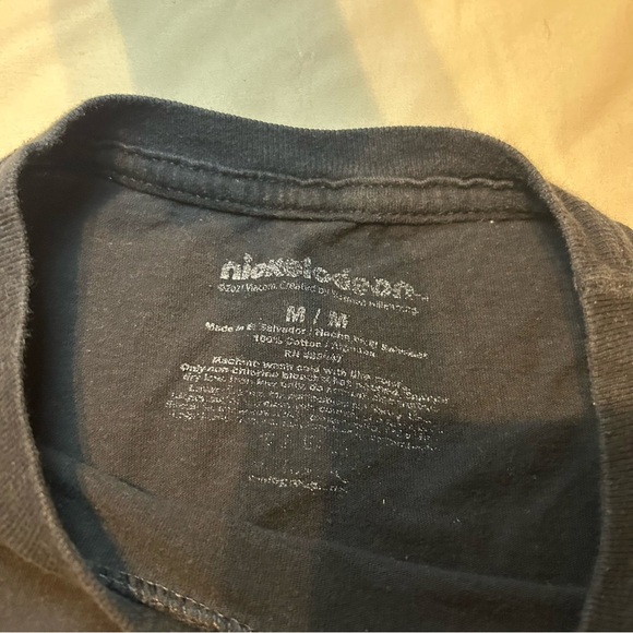 SpongeBob Graphic Tee | Vintage Style Nickelodeon Shirt | Size M - Picture 4 of 6